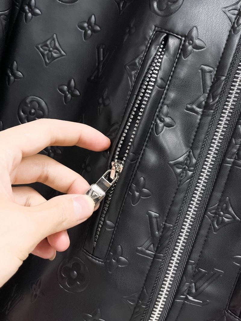 Resilient Louis Vuitton Outwear 133902