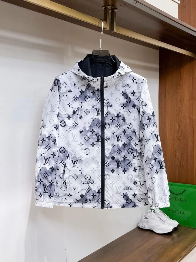 Durable Louis Vuitton Outwear 133909