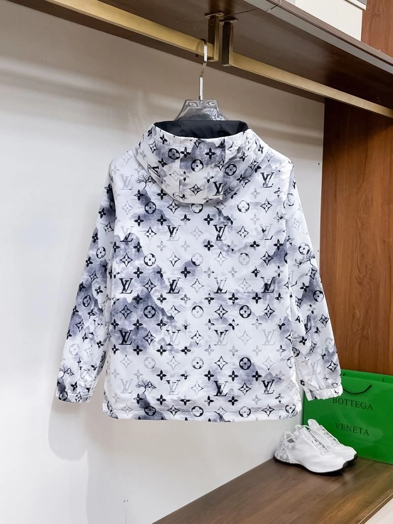 Durable Louis Vuitton Outwear 133909
