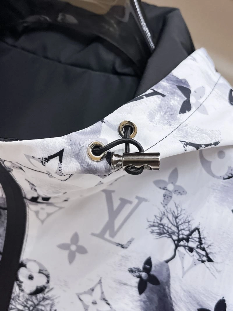 Durable Louis Vuitton Outwear 133909
