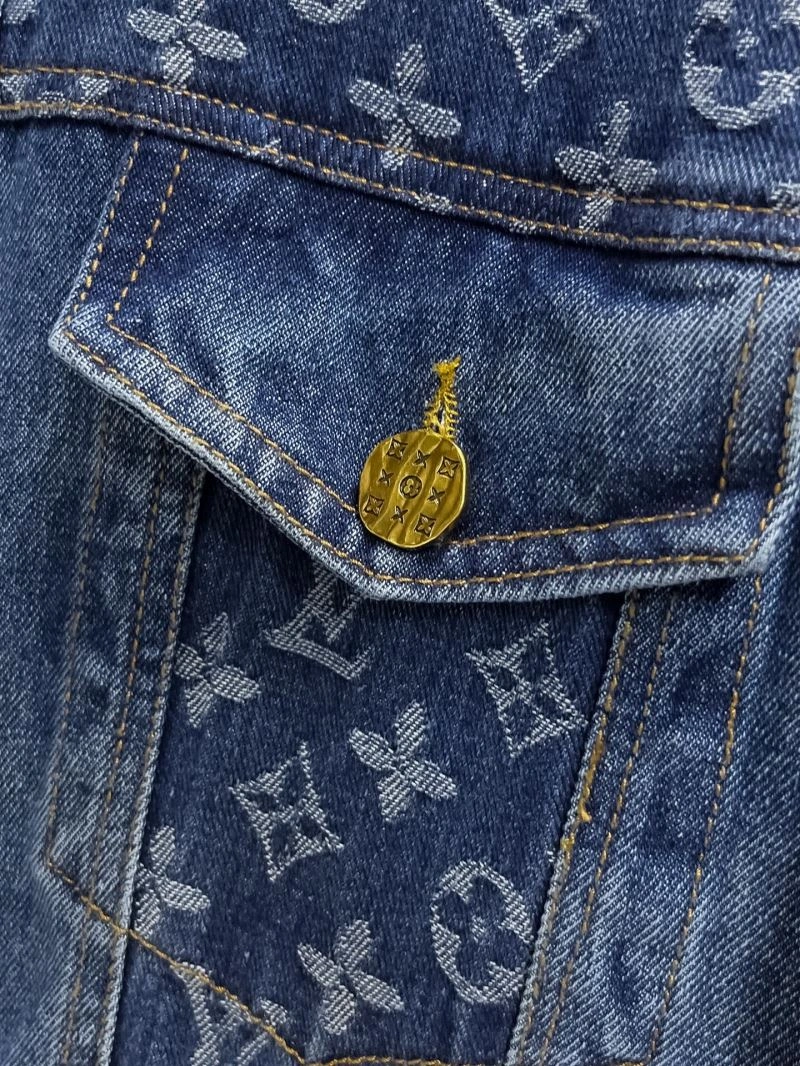 Louis Vuitton Outwear Trendsetting 133885