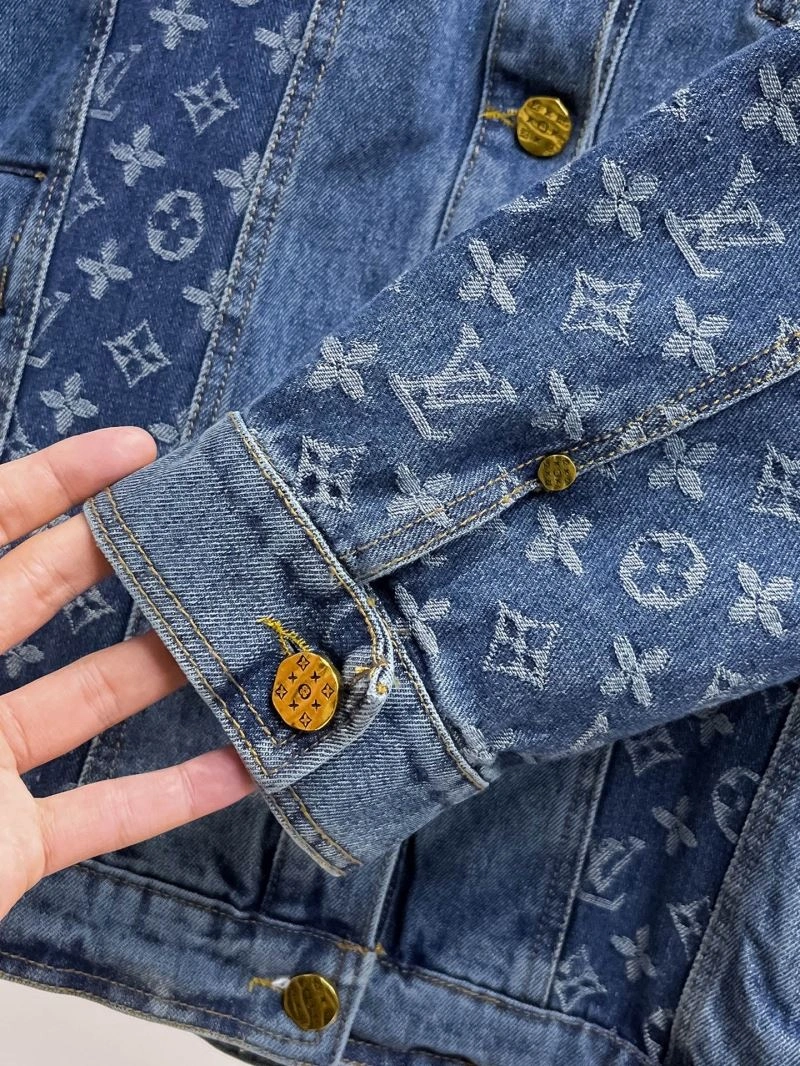 Louis Vuitton Outwear Trendsetting 133885