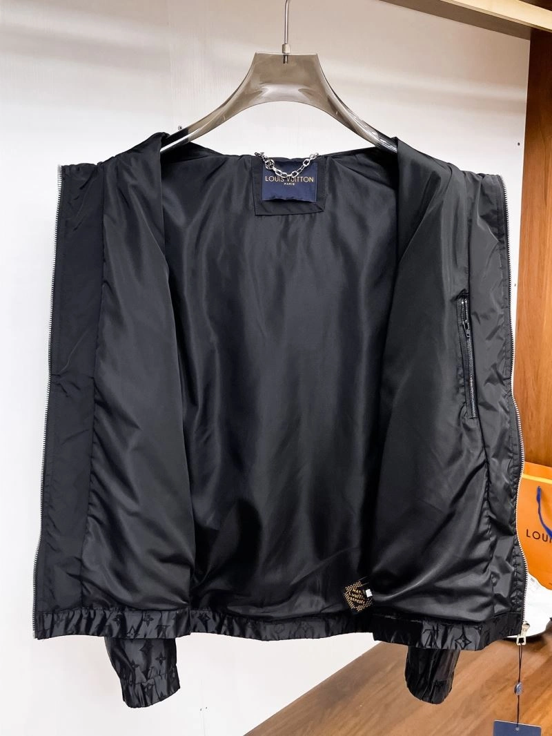 Louis Vuitton Outwear WaterResistant 133889