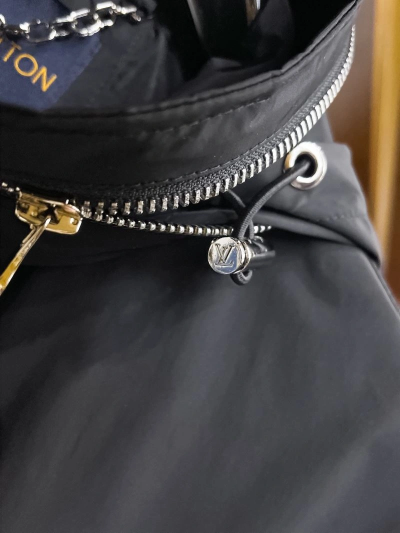 Louis Vuitton Outwear WaterResistant 133889