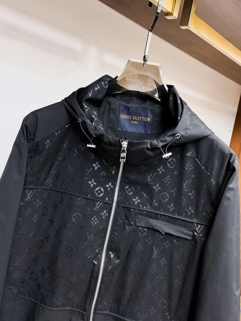 Louis Vuitton Outwear EasyMatch 133892