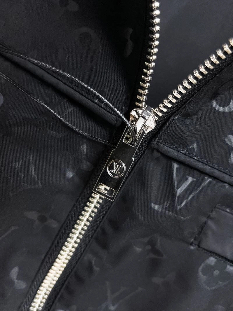 Louis Vuitton Outwear EasyMatch 133892