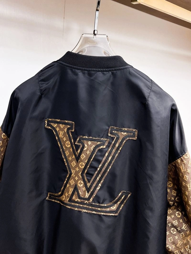 AllSeason Louis Vuitton Outwear 133891