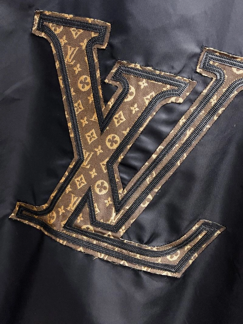 AllSeason Louis Vuitton Outwear 133891