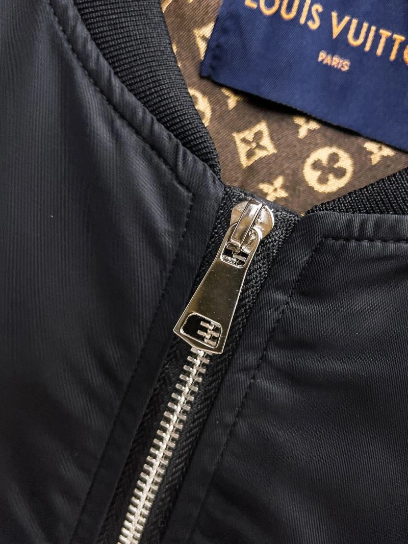 AllSeason Louis Vuitton Outwear 133891