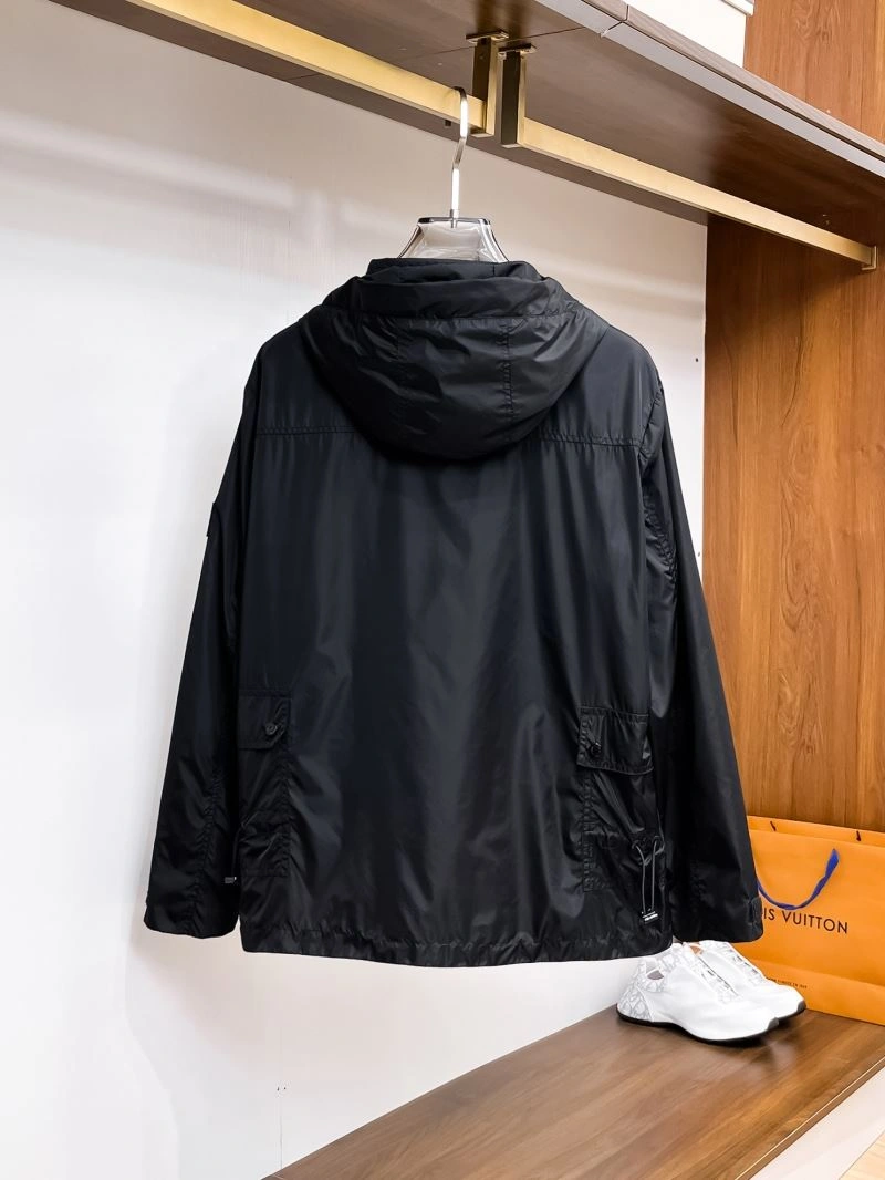 OdorResistant Louis Vuitton Outwear 133896