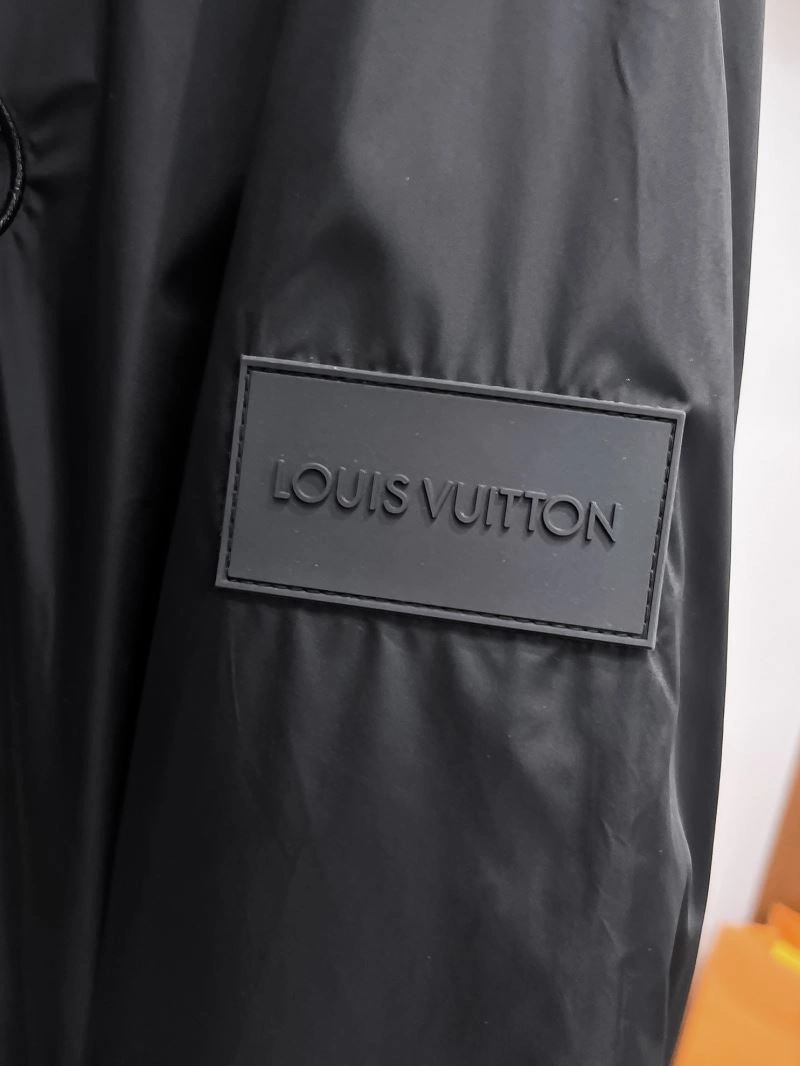 OdorResistant Louis Vuitton Outwear 133896