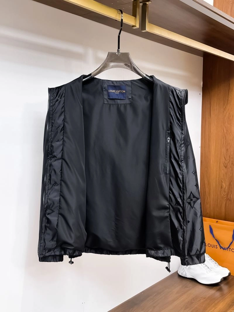 Resilient Louis Vuitton Outwear 133879