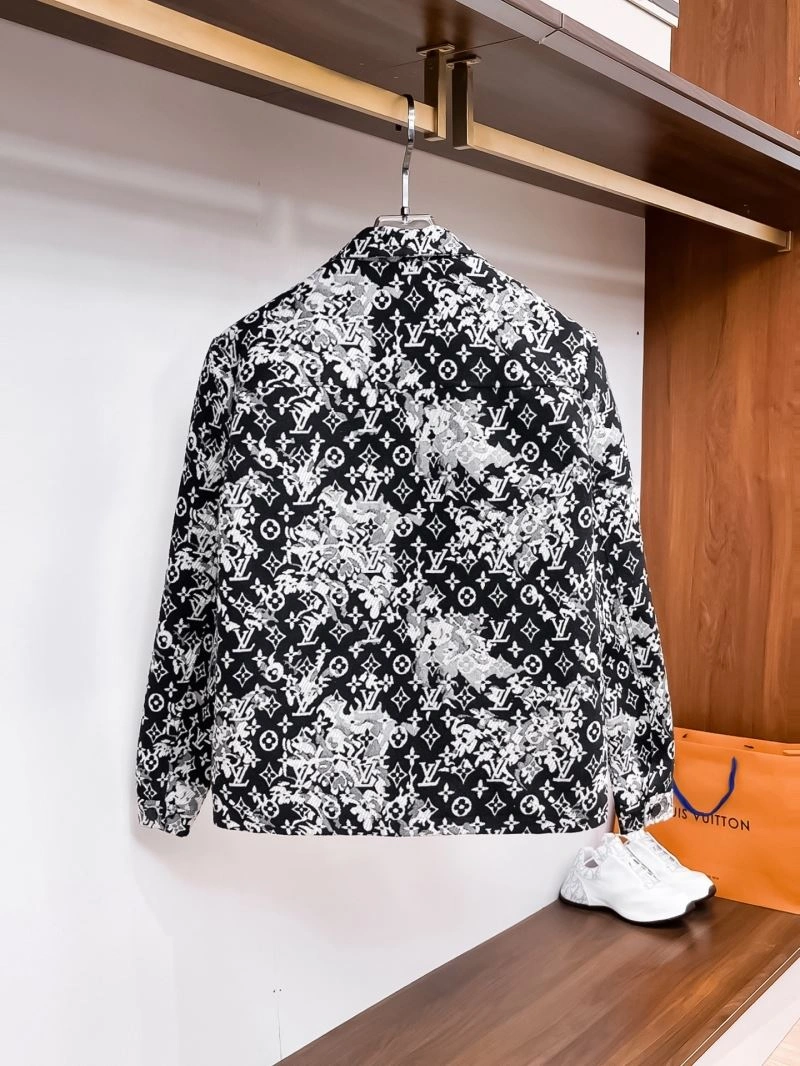 Louis Vuitton Outwear ZipUp 133878
