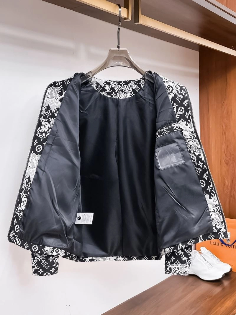 Louis Vuitton Outwear ZipUp 133878