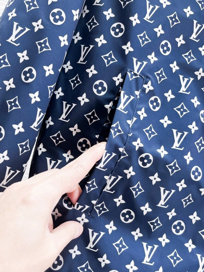 Premium Louis Vuitton Outwear 133851