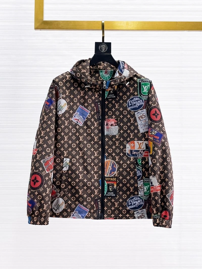 Chic Louis Vuitton Outwear 133862