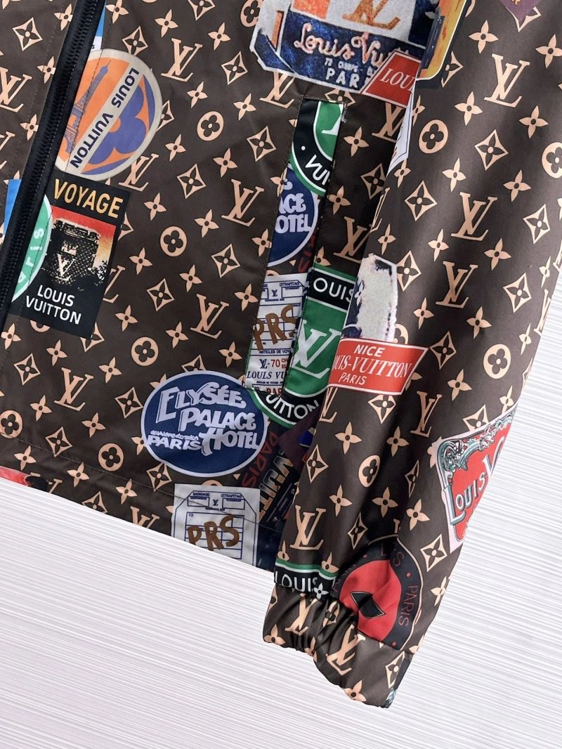 Chic Louis Vuitton Outwear 133862