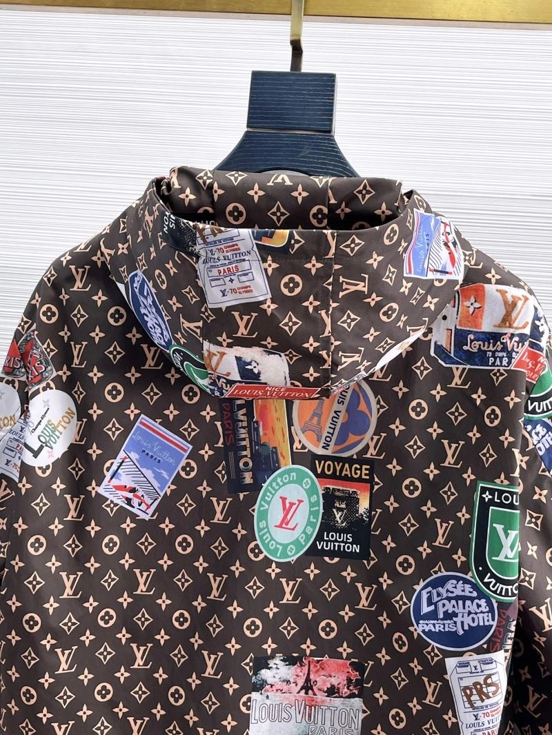 Chic Louis Vuitton Outwear 133862