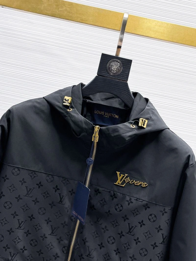 Louis Vuitton Outwear Youthful 133857