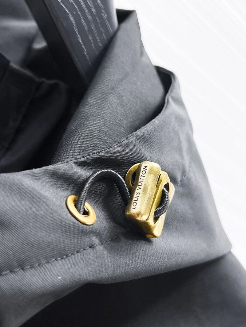 Louis Vuitton Outwear Youthful 133857