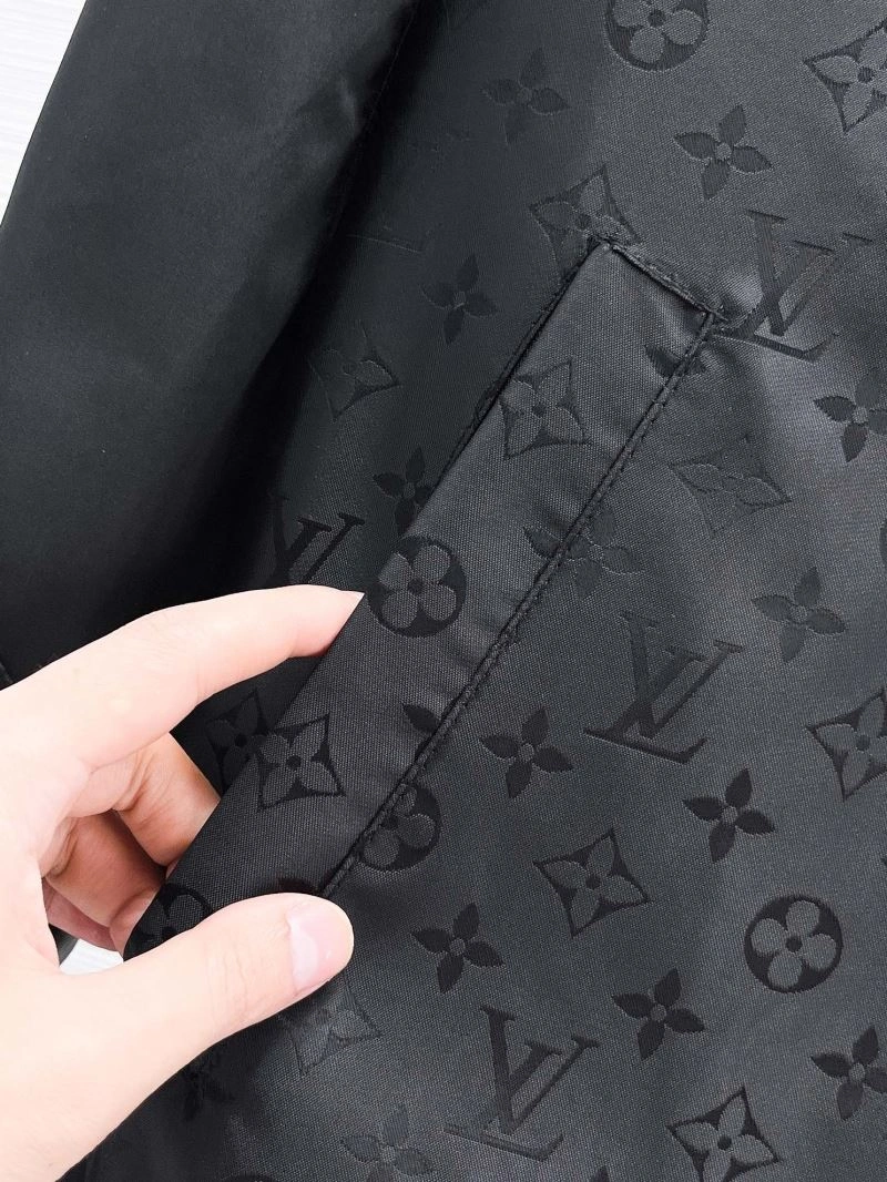Louis Vuitton Outwear Youthful 133857