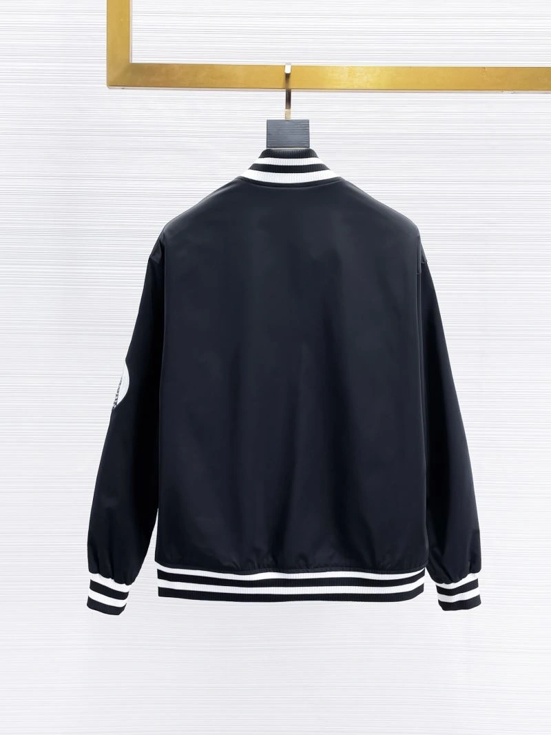 Sleek Louis Vuitton Outwear 133861