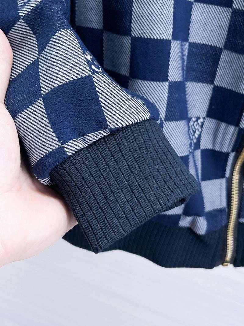 Louis Vuitton Outwear ZipUp 133860