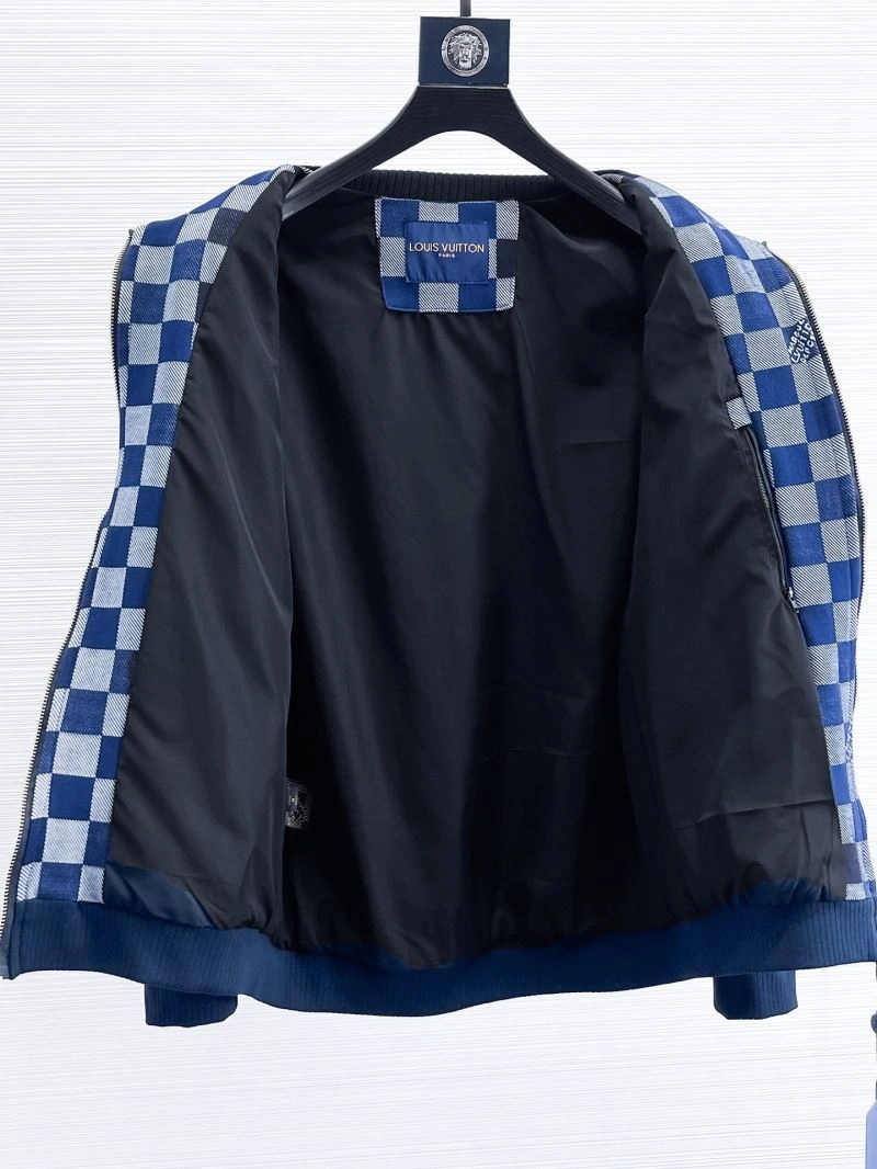 Louis Vuitton Outwear ZipUp 133860