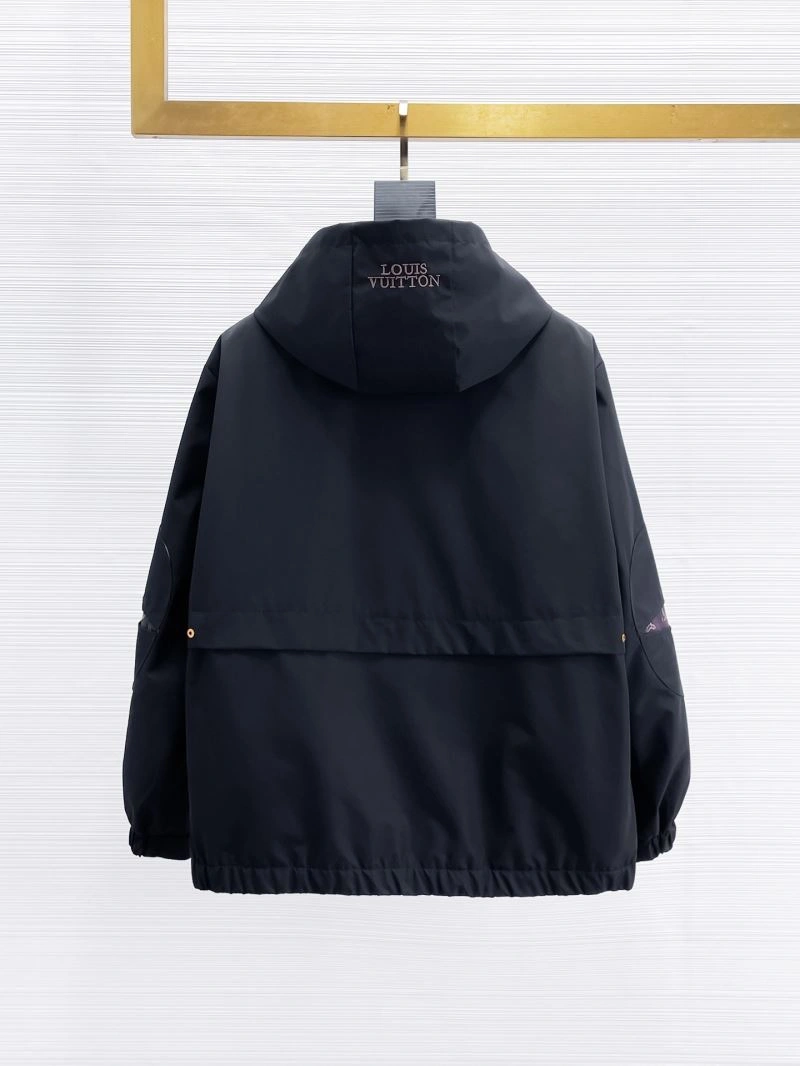 TimelessDesign Louis Vuitton Outwear 133869