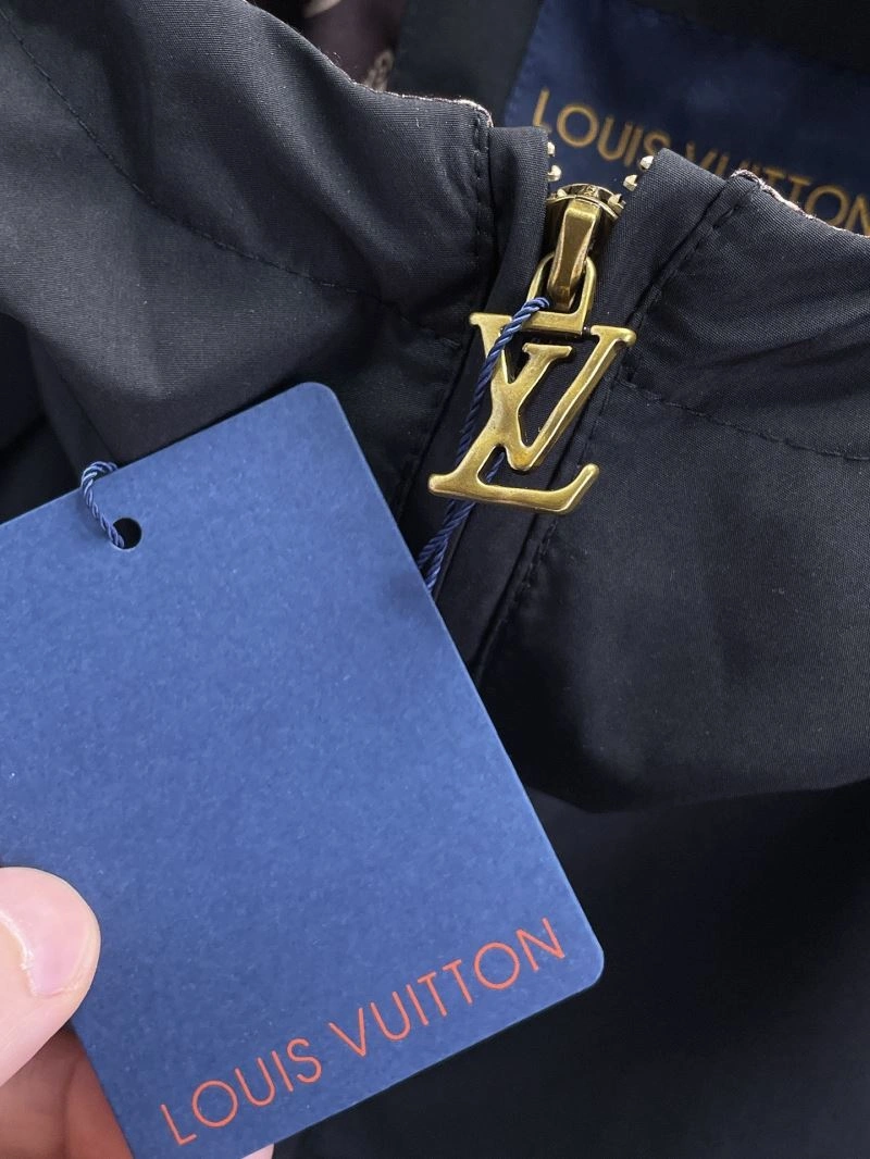 TimelessDesign Louis Vuitton Outwear 133869