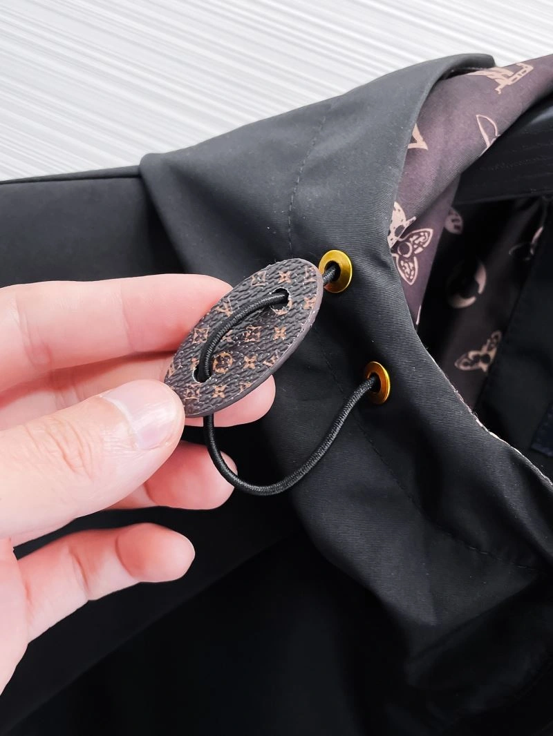 TimelessDesign Louis Vuitton Outwear 133869