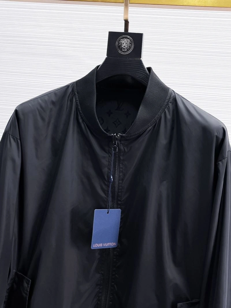 EasyMatch Louis Vuitton Outwear 133873