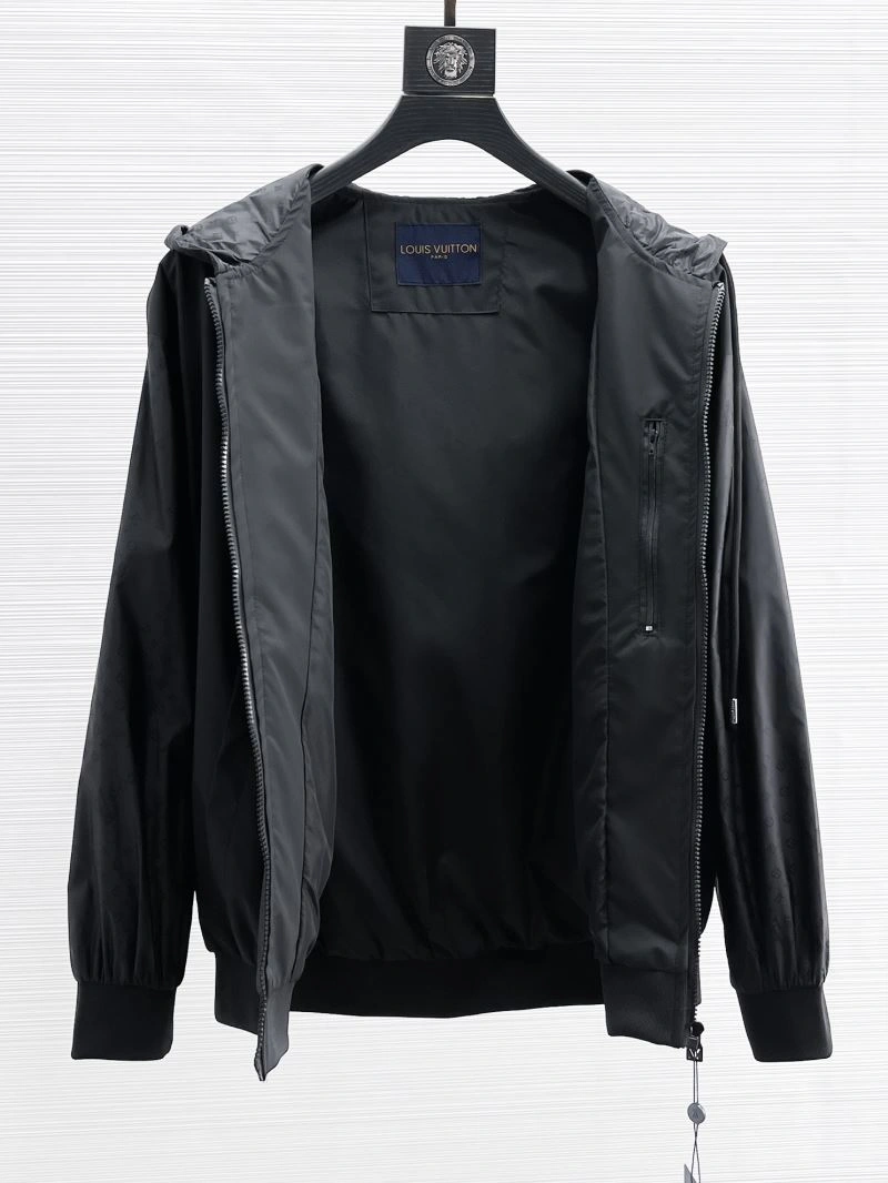 OnTrend Louis Vuitton Outwear 133871