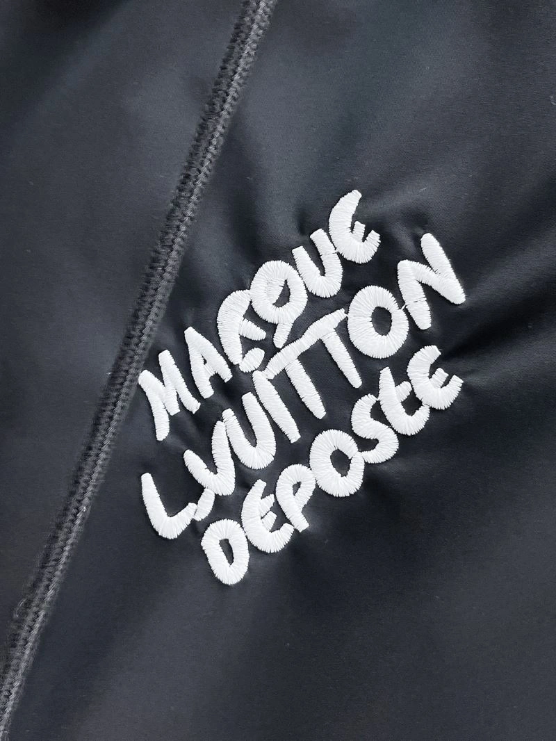 OnTrend Louis Vuitton Outwear 133871