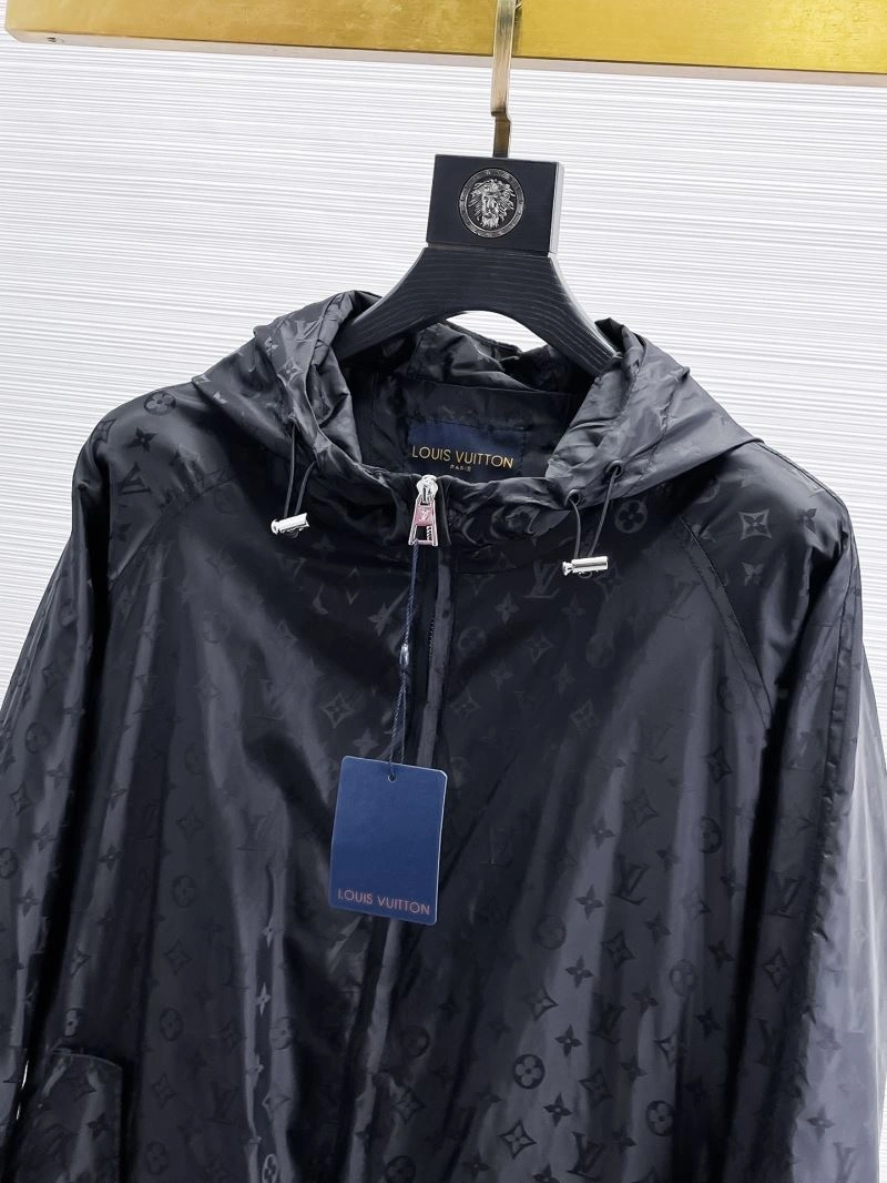 Stylish Louis Vuitton Outwear 133848
