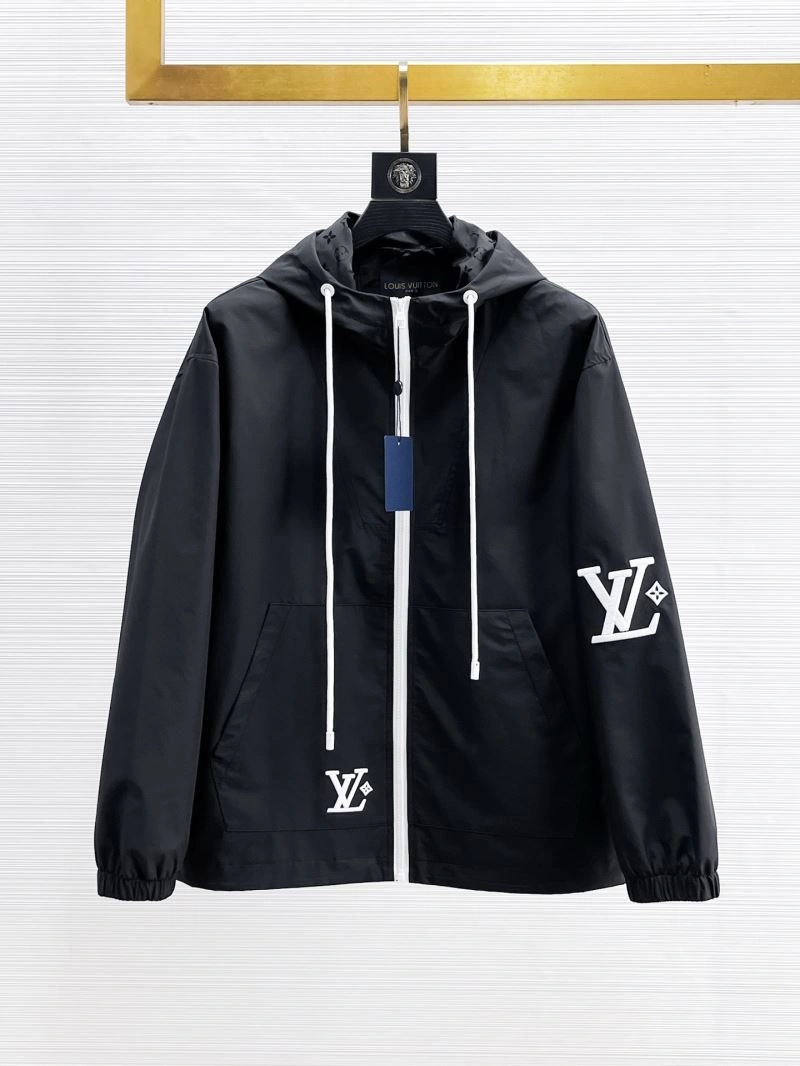 Elegant Louis Vuitton Outwear 133865