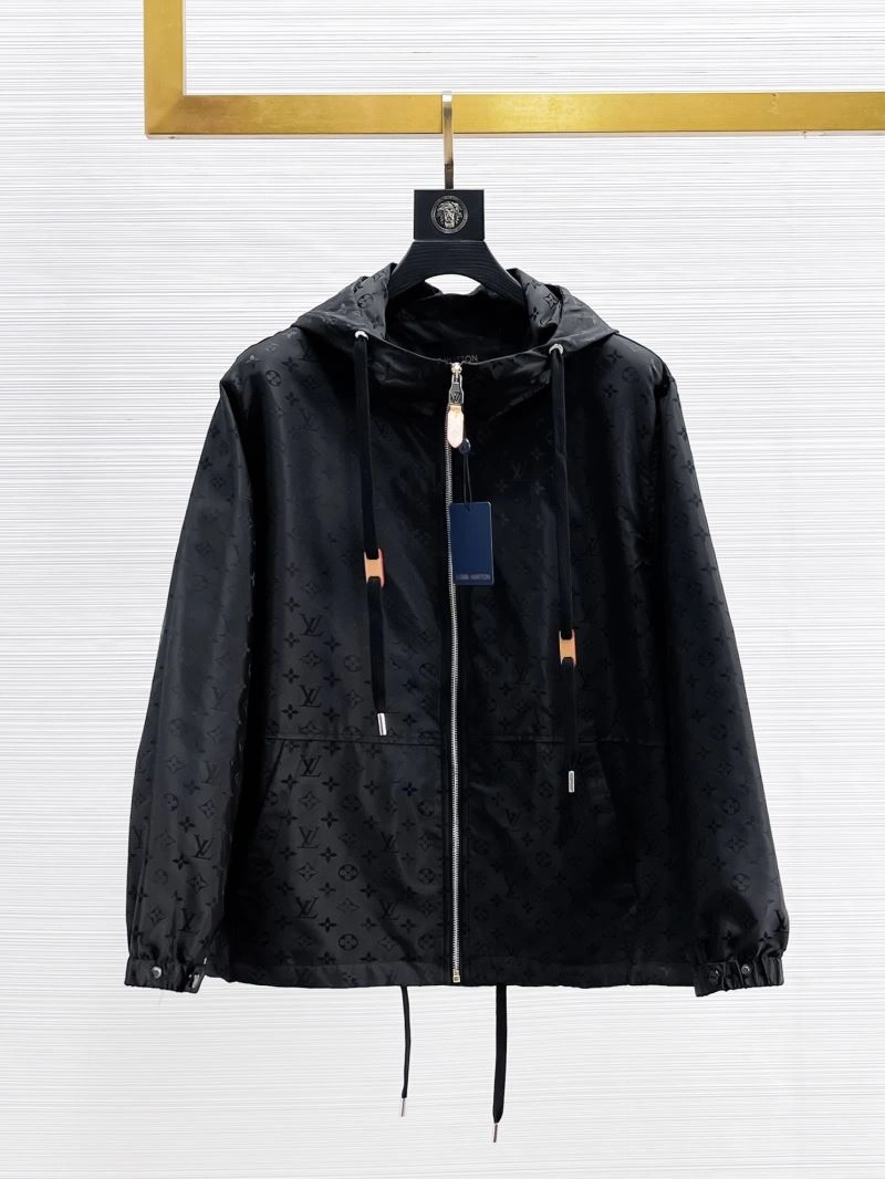 Functional Louis Vuitton Outwear 133845