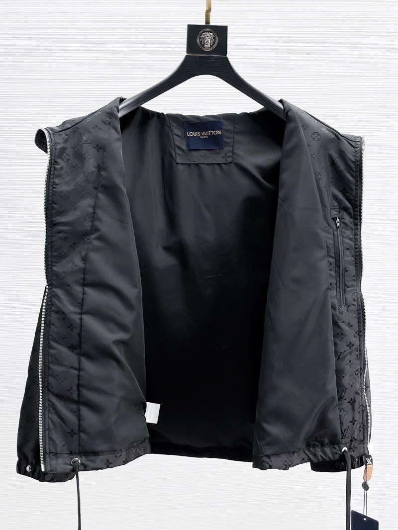 Functional Louis Vuitton Outwear 133845