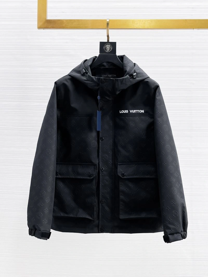 Fashionable Louis Vuitton Outwear 133870