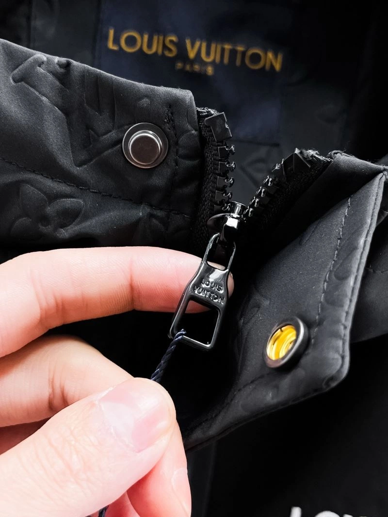 Fashionable Louis Vuitton Outwear 133870