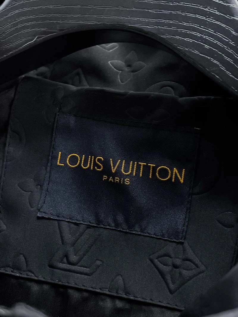 Fashionable Louis Vuitton Outwear 133870