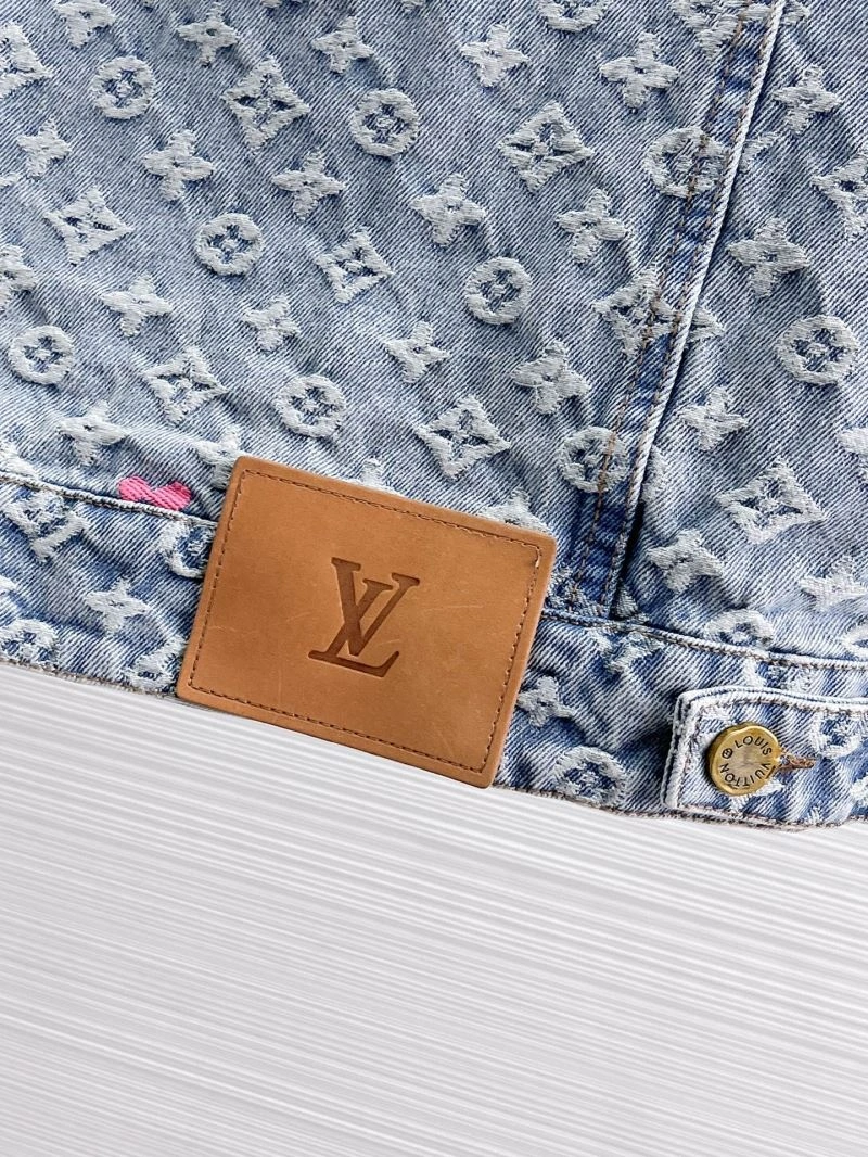 MoistureWicking Louis Vuitton Outwear 133852