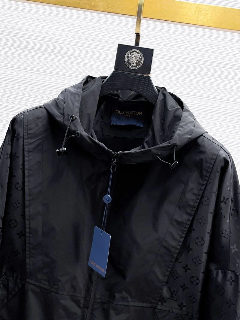 Louis Vuitton Outwear Youthful 133866