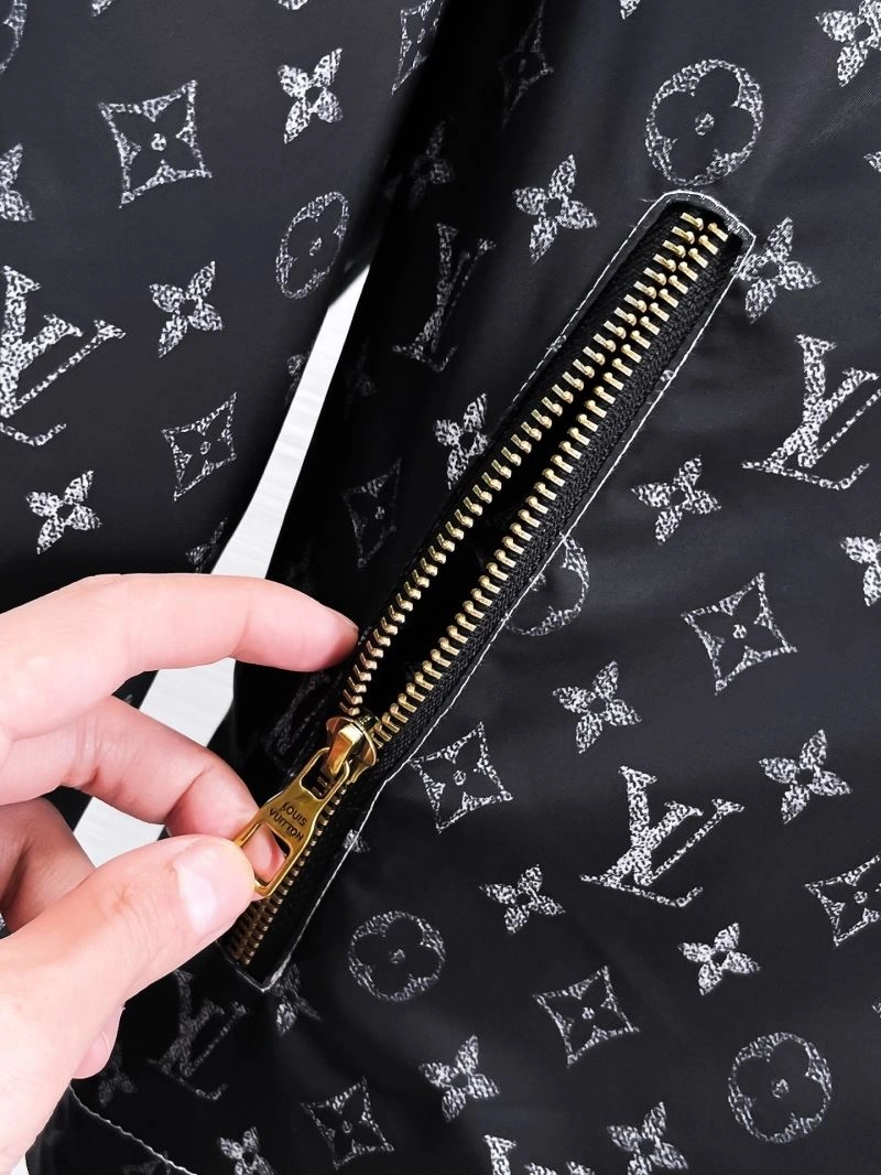 Functional Louis Vuitton Outwear 133842