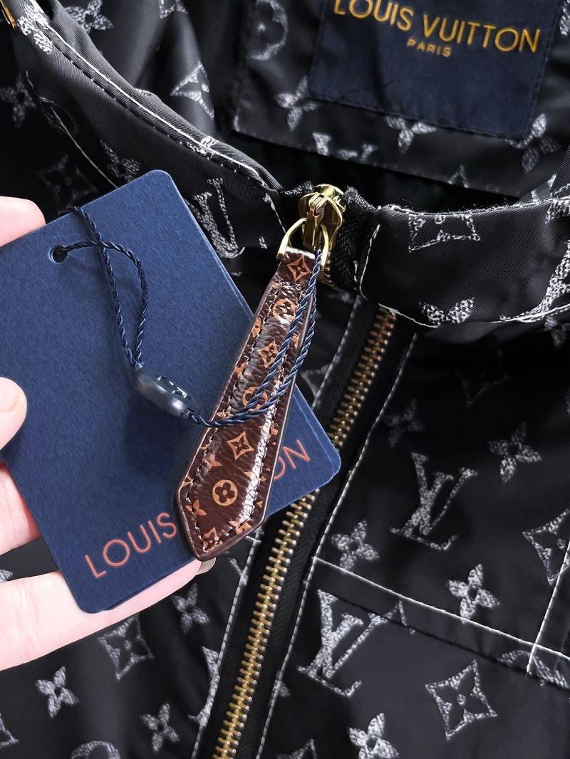 Functional Louis Vuitton Outwear 133842