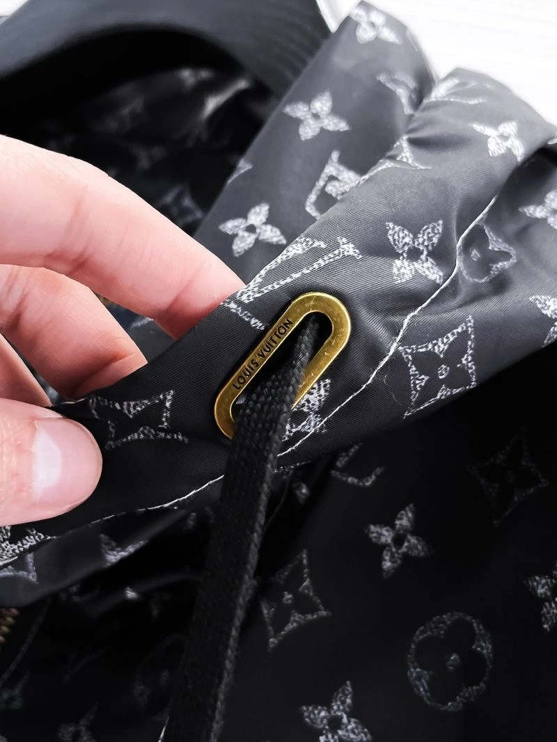 Functional Louis Vuitton Outwear 133842