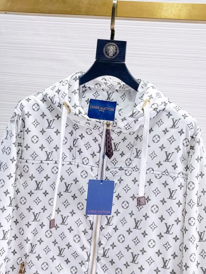 Attractive Louis Vuitton Outwear 133850