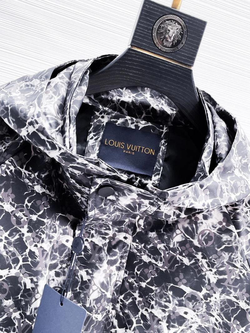 WeatherProof Louis Vuitton Outwear 133841
