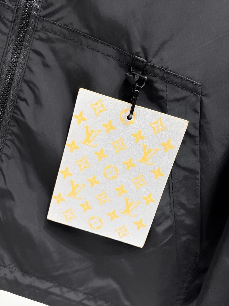 Louis Vuitton Outwear ZipUp 133837