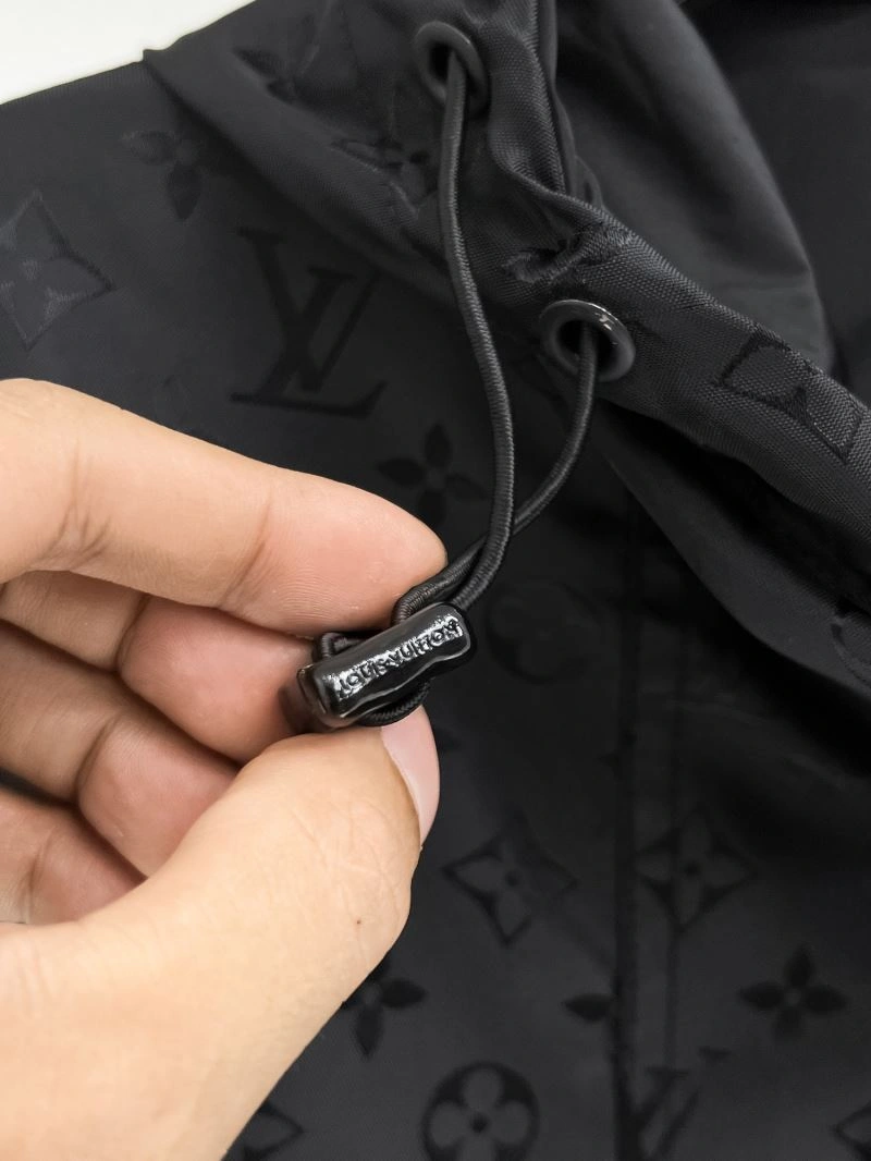 Louis Vuitton Outwear ZipUp 133837
